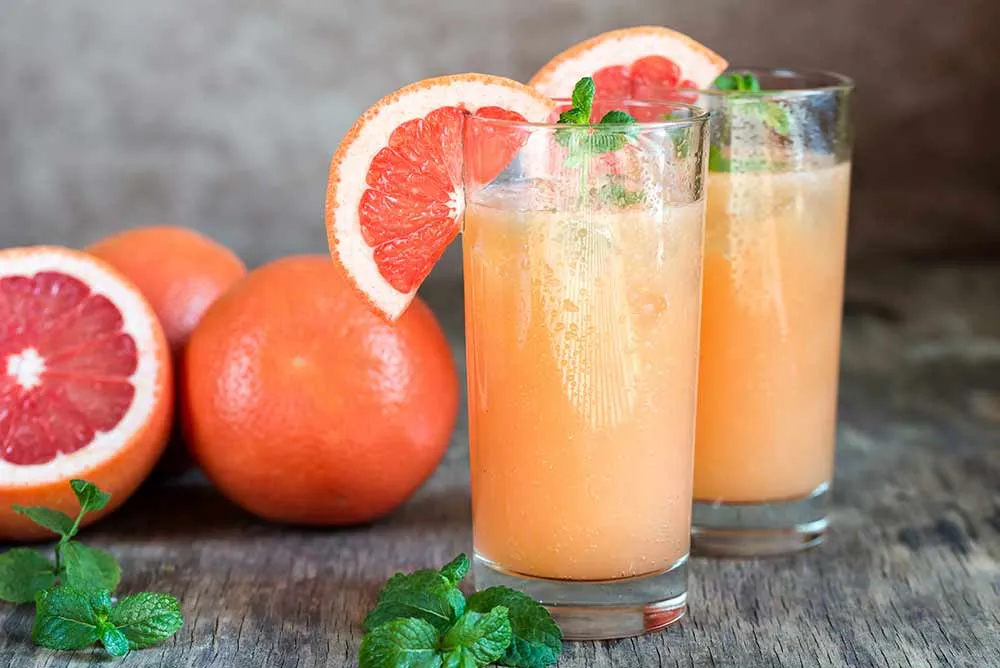 Erfrischender Grapefruitsaft reich an Vitamin C und Antioxidantien