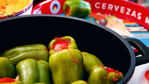 Etli Biber Dolması gefüllte Paprika mit Hackfleisch