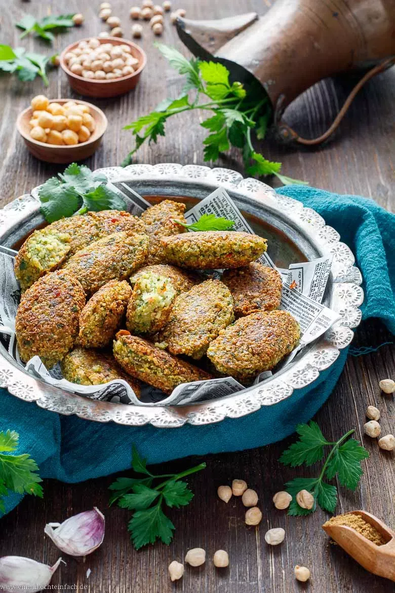 Falafel Bällchen in der Pfanne gebraten