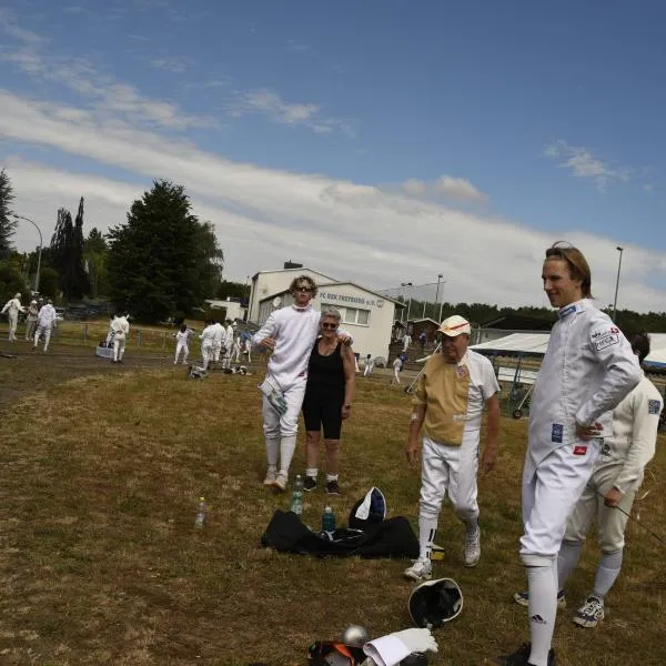 Fechter messen sich im sportlichen Wettkampf