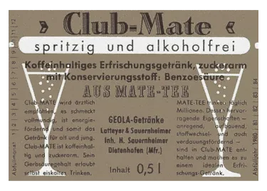 Flasche des modernen Club-Mate Getränks