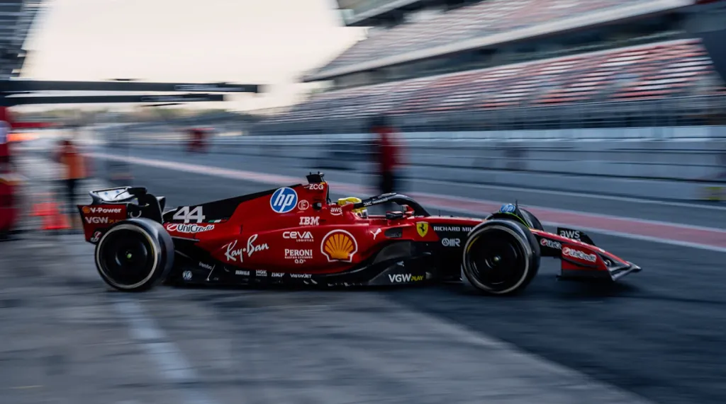 Formel 1 Rennwagen auf der Strecke: RTL zeigt ausgewählte Rennen live im Free-TV