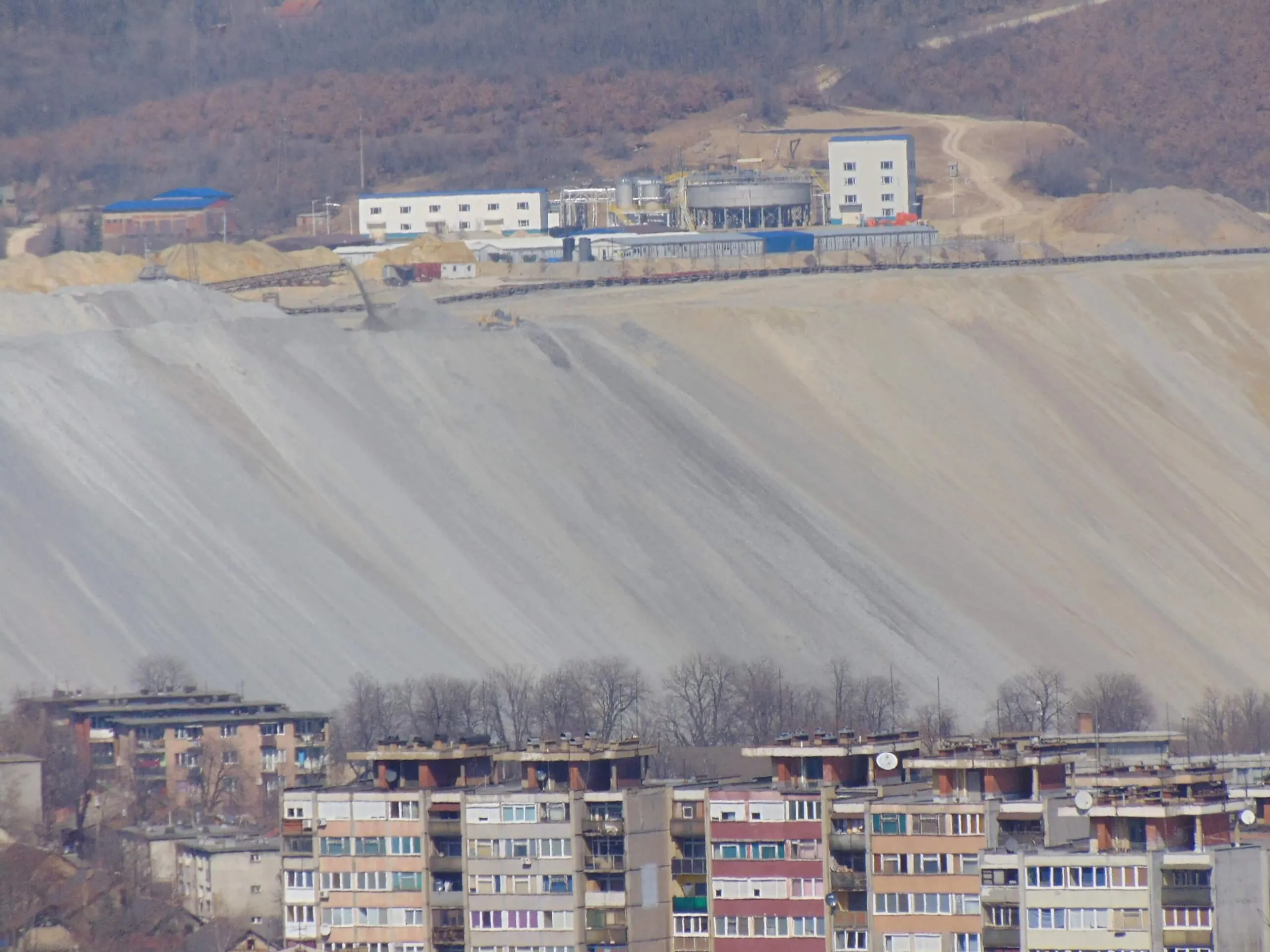 Foto der Baustelle der Aufbereitungsanlage für Bergbauabwässer in Bor, Serbien, aufgenommen von Toplica Marjanović.