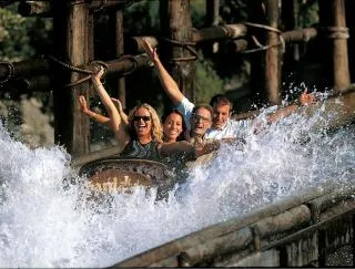 Freizeitpark Gardaland | HOFER REISEN