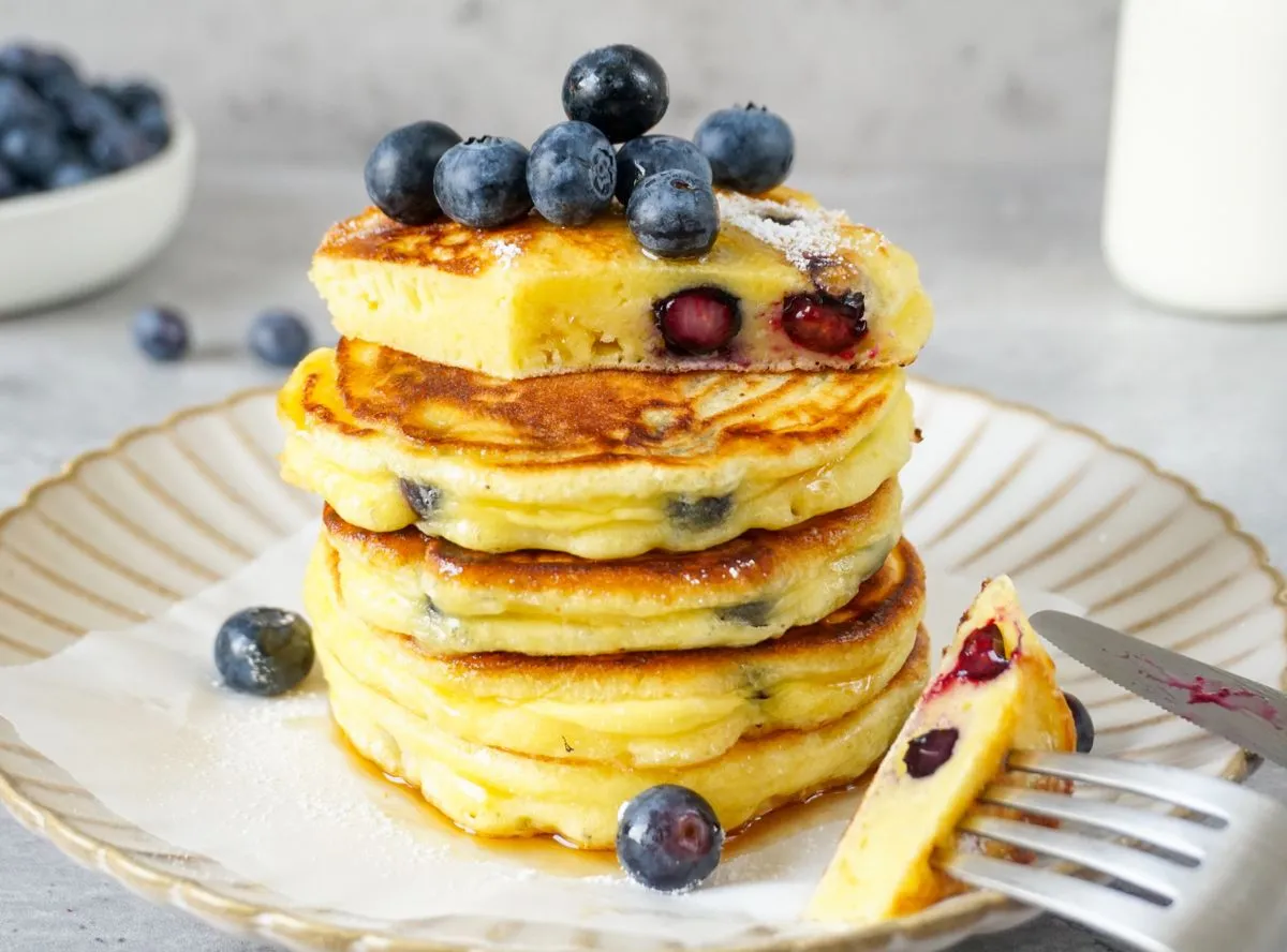 Frische Blaubeer Pancakes mit Buttermilch