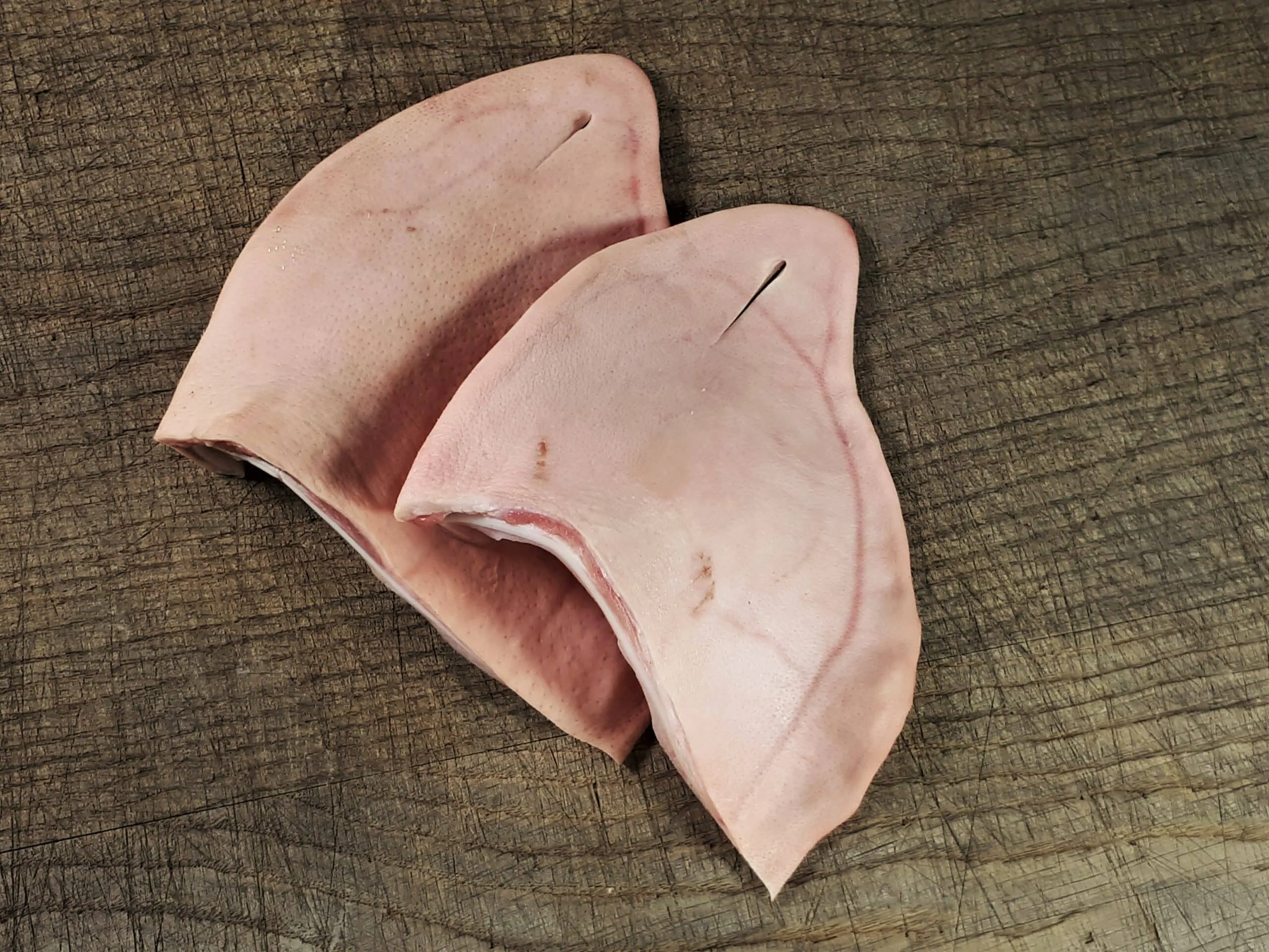 Frische Schweineohren für Hunde