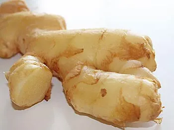 Frischer Ingwer zur Anregung der Fettverbrennung