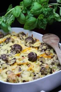 Friss dich dumm Auflauf - Fleisch & Käse & Gemüse satt!