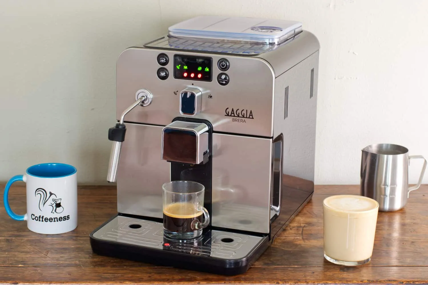 Gaggia Brera Kaffeevollautomat im Vergleich zur DeLonghi Magnifica S