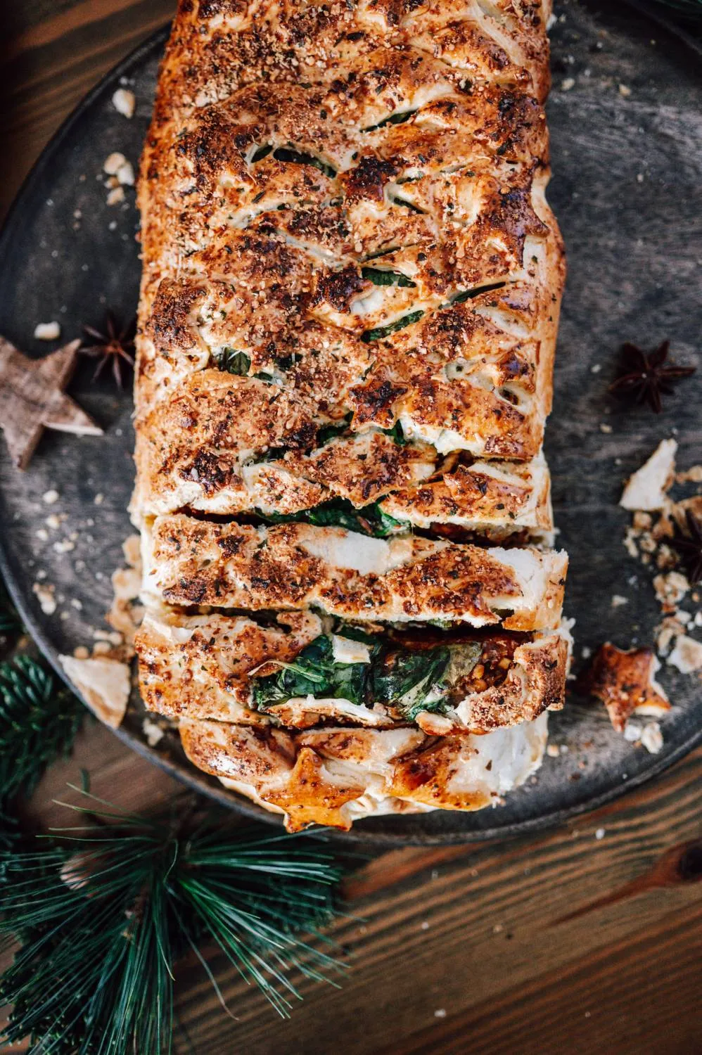 Gebackener vegetarischer Braten im Blätterteig