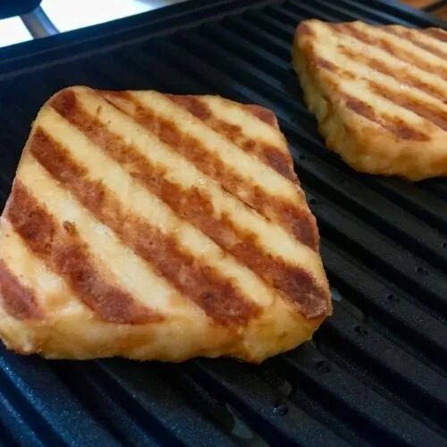 Gegrillter Grillkäse aus dem OptiGrill