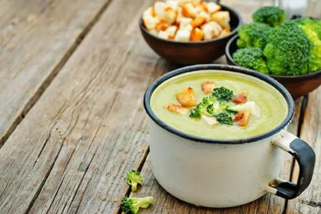 Gesunde Broccolisuppe