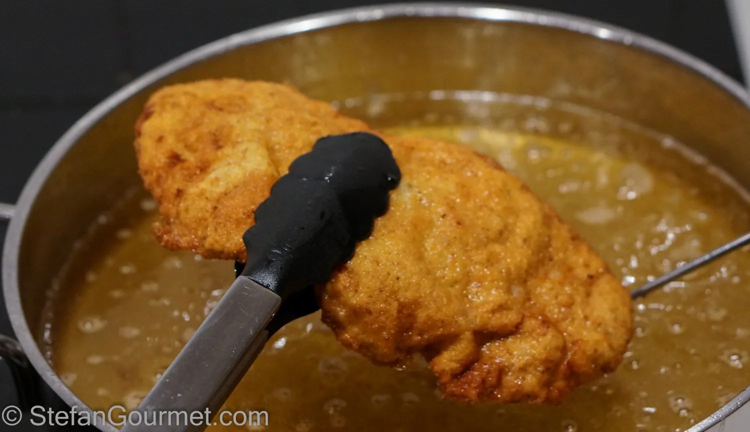 Goldbraunes Wiener Schnitzel