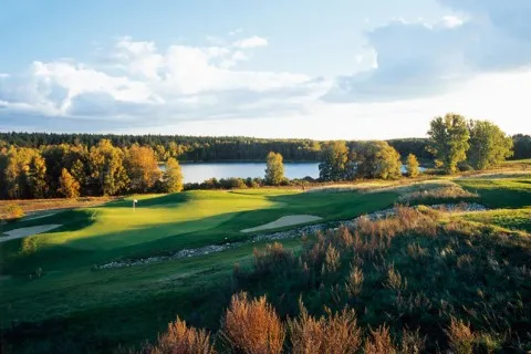 Golfplatz mit Seeblick in Westmecklenburg