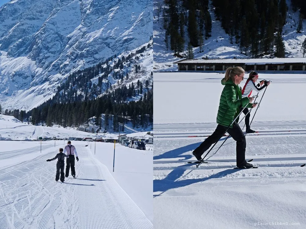 Gruppe beim Langlaufen durch winterliche Landschaft