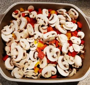 Gyros mit frischer Paprika und Champignons für eine Party