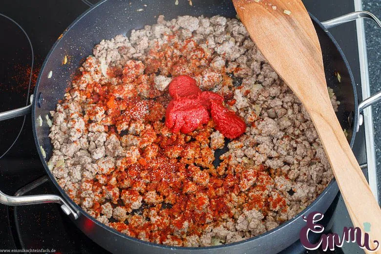 Hackfleisch anbraten - www.emmikochteinfach.de