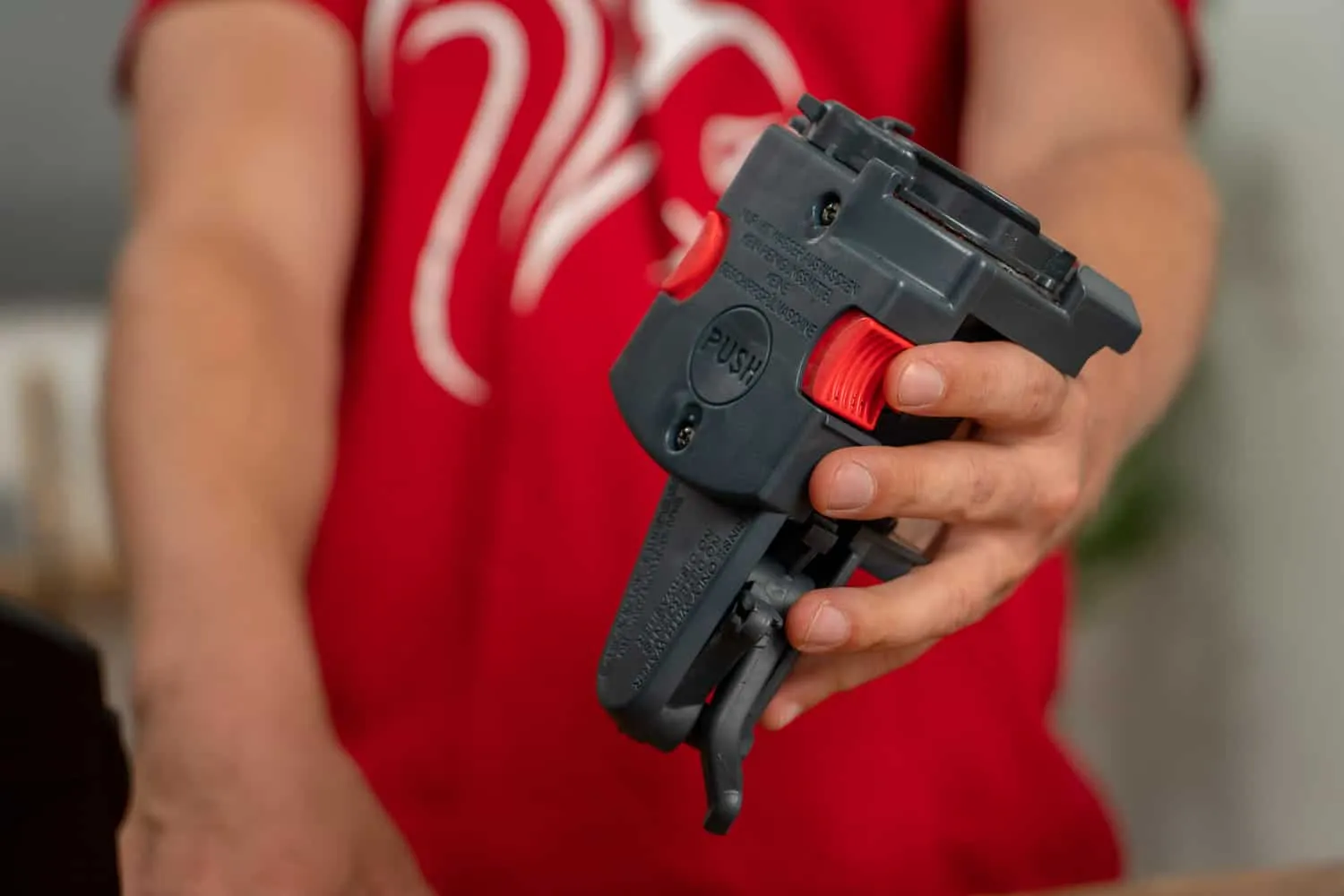 Herausnehmbare Brühgruppe des DeLonghi ECAM 23.466 B für einfache Reinigung