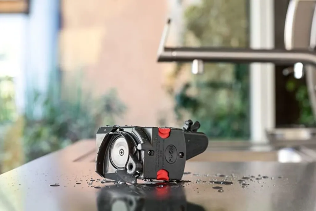 Herausnehmbare Brühgruppe des DeLonghi ESAM 3200s für einfache Reinigung