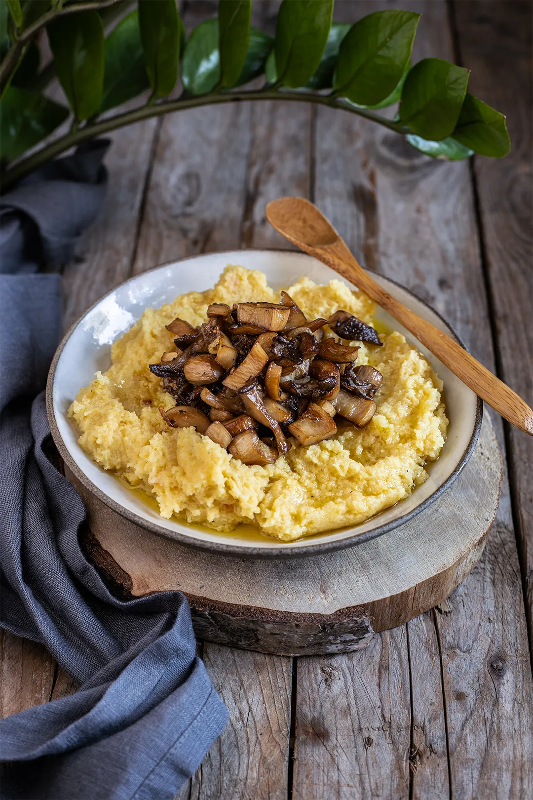 Herzhafte Polenta mit Pilzen