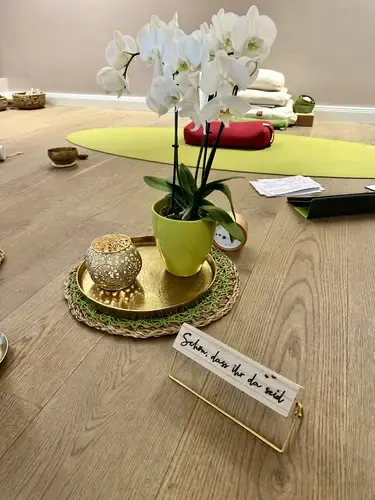 Herzliches Willkommen im Yoga-Raum in der Reethalle