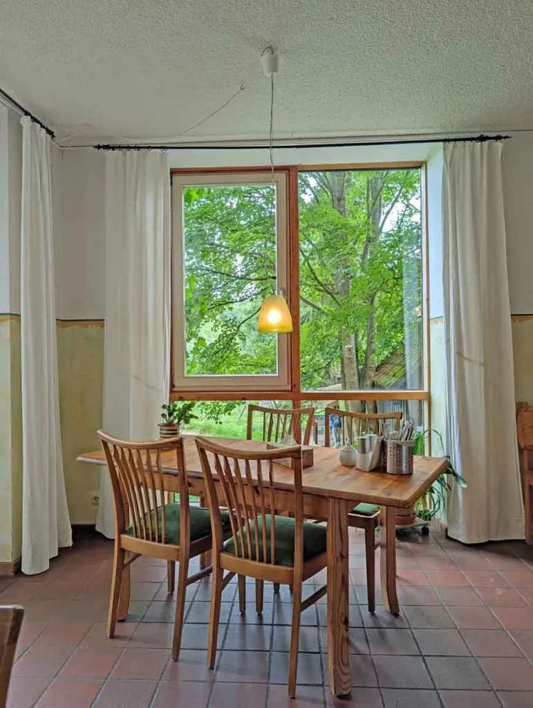 Historisches Bauernhaus, das das Biohotel Kenners Landlust beherbergt