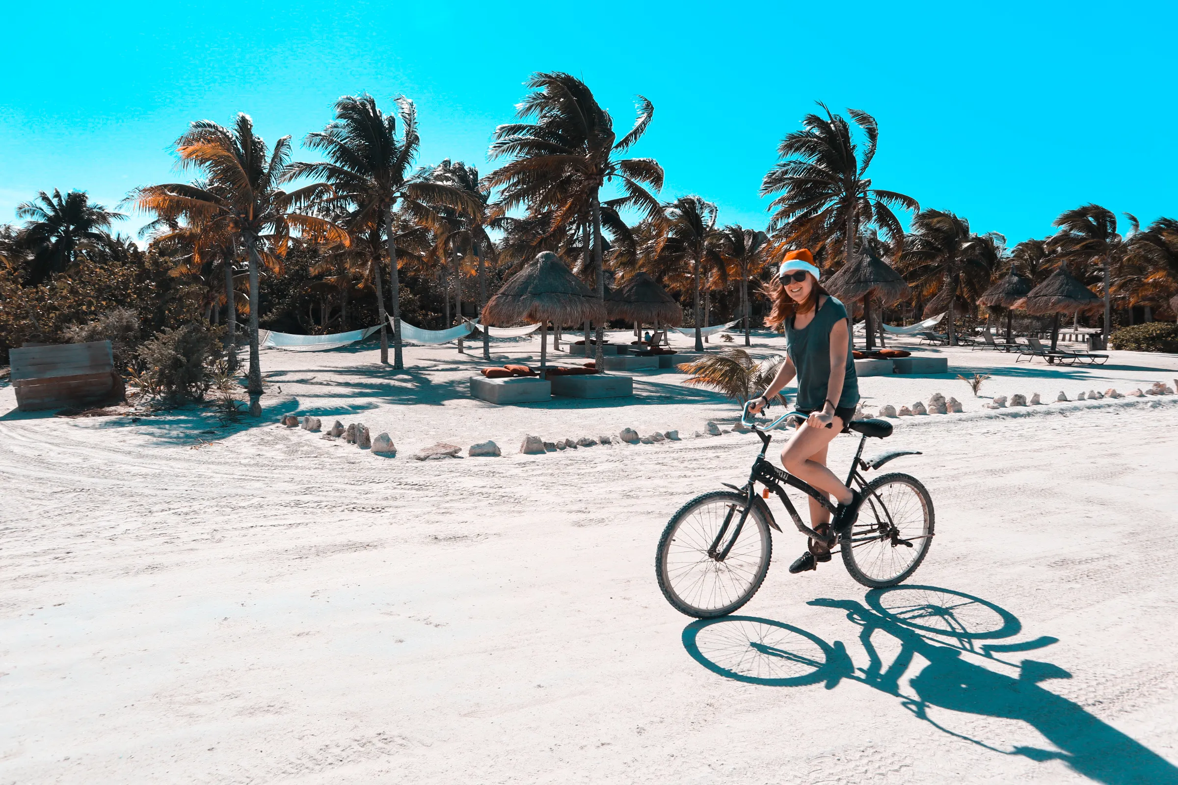 Holbox - Biking