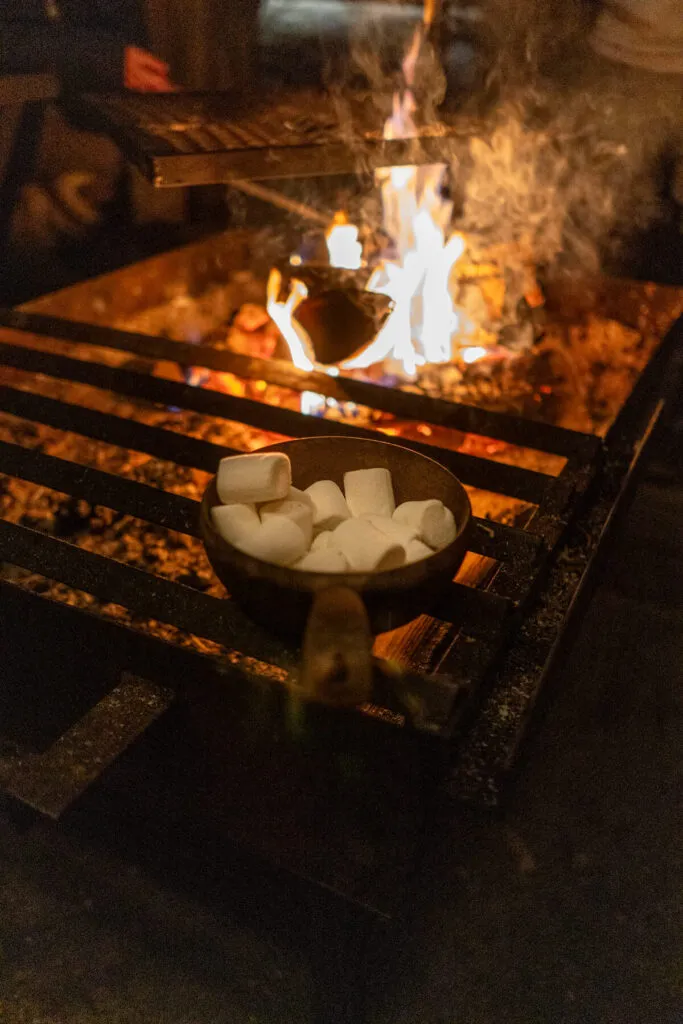 Ice Floating Rovaniemi Lagerfeuer