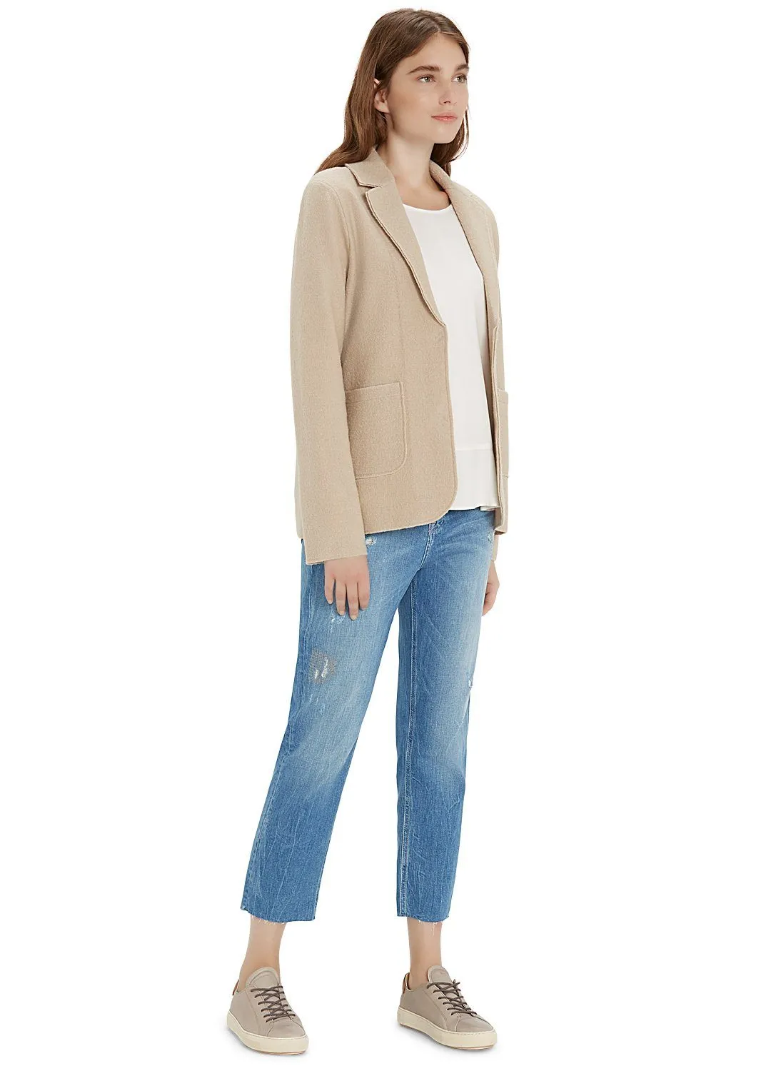 Integrierter Geschirrspüler in einer modernen Küche