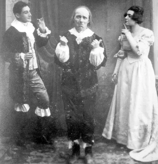 Jacques Levi mit Jonas Turkow und Musia Kurts-Smargonski als Harpagon in Der Geizige von Moliere, Polen, 1920er Jahre.