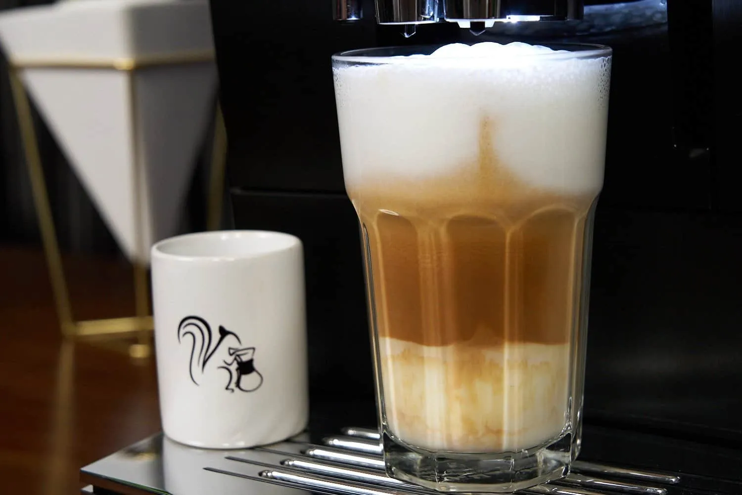 Jura Z10 Kaffeevollautomat für Flat White