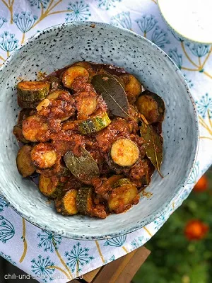 Kabak Yahnisi: Geschmorte Zucchini, ein leichtes und aromatisches türkisches Gemüsegericht.
