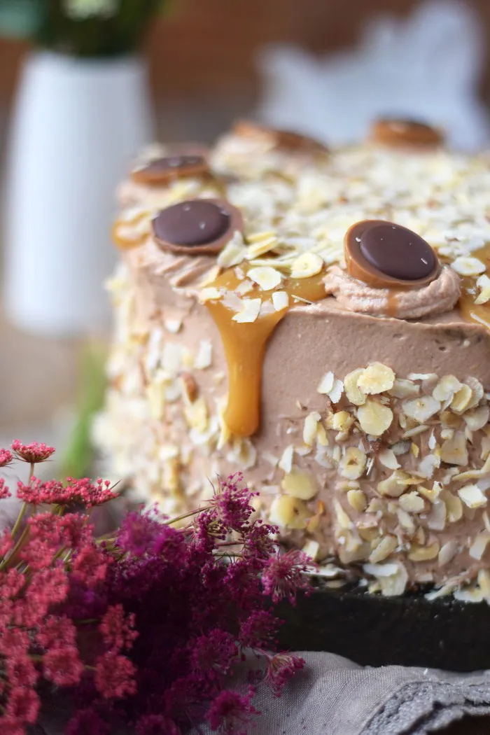 Karamell Nougat Haselnuss Toffifee Torte - Caramel Hazelnut Chocolate Cake (7)