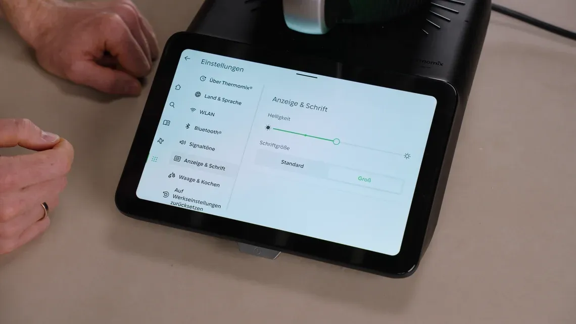 Kleine Details wie die anpassbare Schriftgröße zeugen vom durchdachten Softwaredesign und der Liebe zum Detail beim Thermomix TM7.