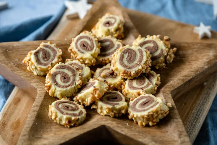 Knusprige Nusskringel Plätzchen – ein Muss für jeden Weihnachtsteller