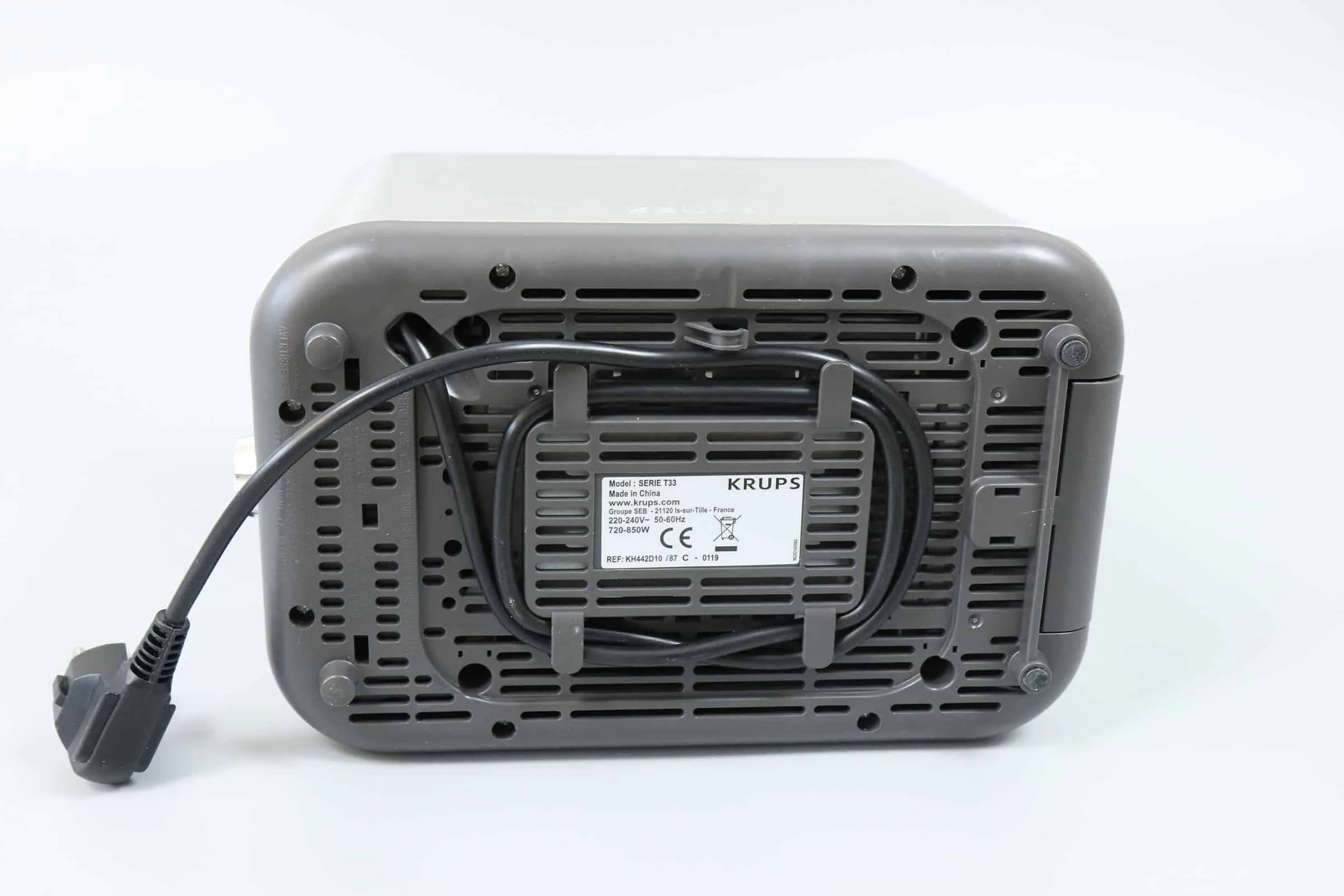 Krups KH442 Toaster, Kabelaufwicklung am Boden