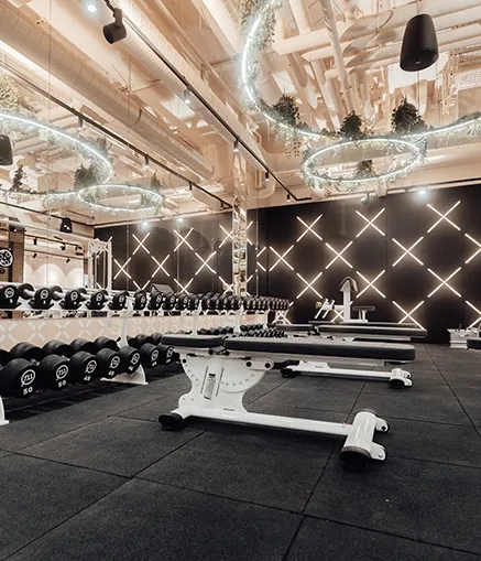 Kurzhantelbereich im FITSEVENELEVEN Club Ludwigsburg