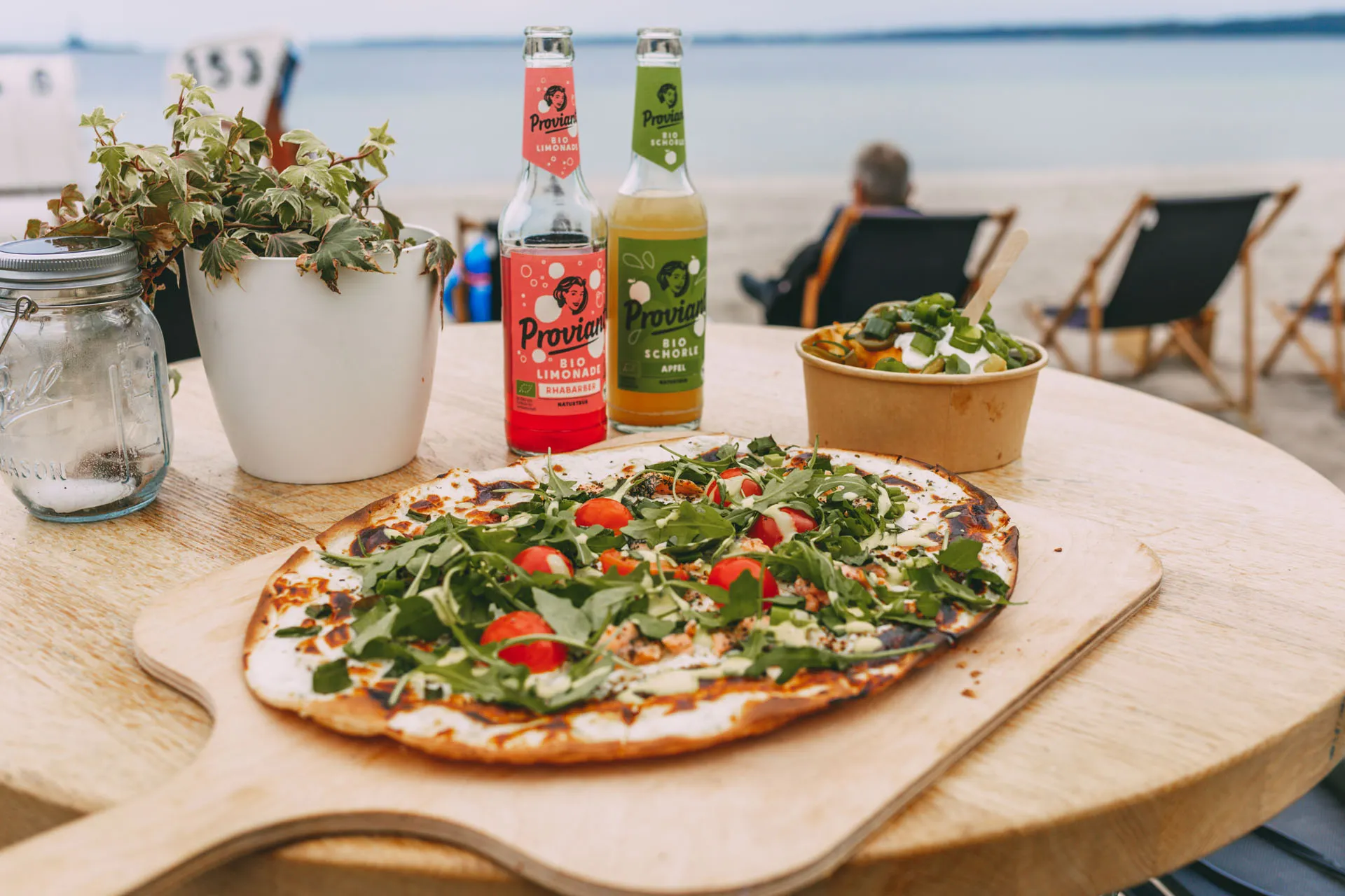 Land in Sicht Eckernförde: Köstlicher Flammkuchen mit Blick auf die Ostsee