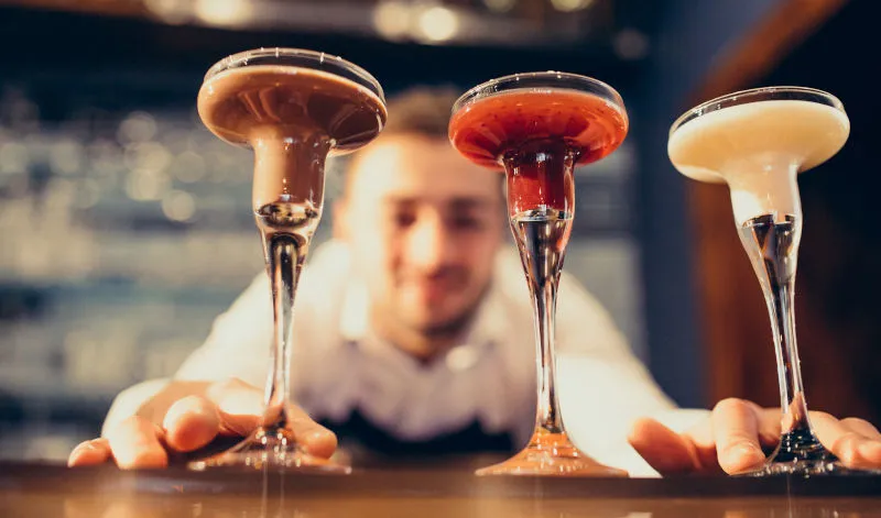 Liköre zeichnen sich durch ihren süßen Geschmack und ihre aromatische Komplexität aus.