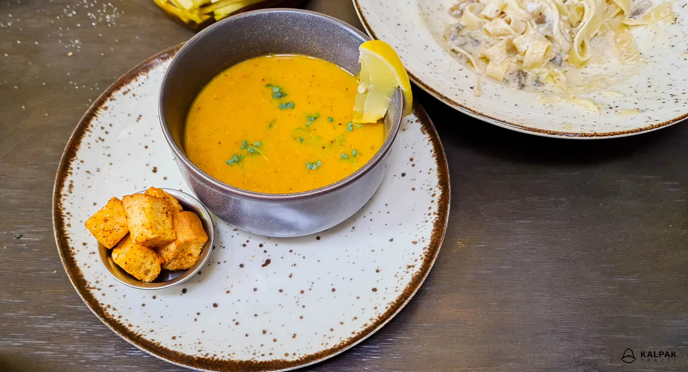 Linsensuppe, eine herzhafte und gesunde Option