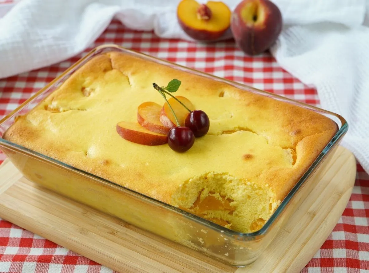 Luftiger Quarkauflauf mit frischen Früchten als süße Variante