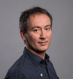 Manuel Fernández, BUND-Experte für Stoffpolitik, interviewt zum Thema nachhaltiges Backen und Umweltschutz