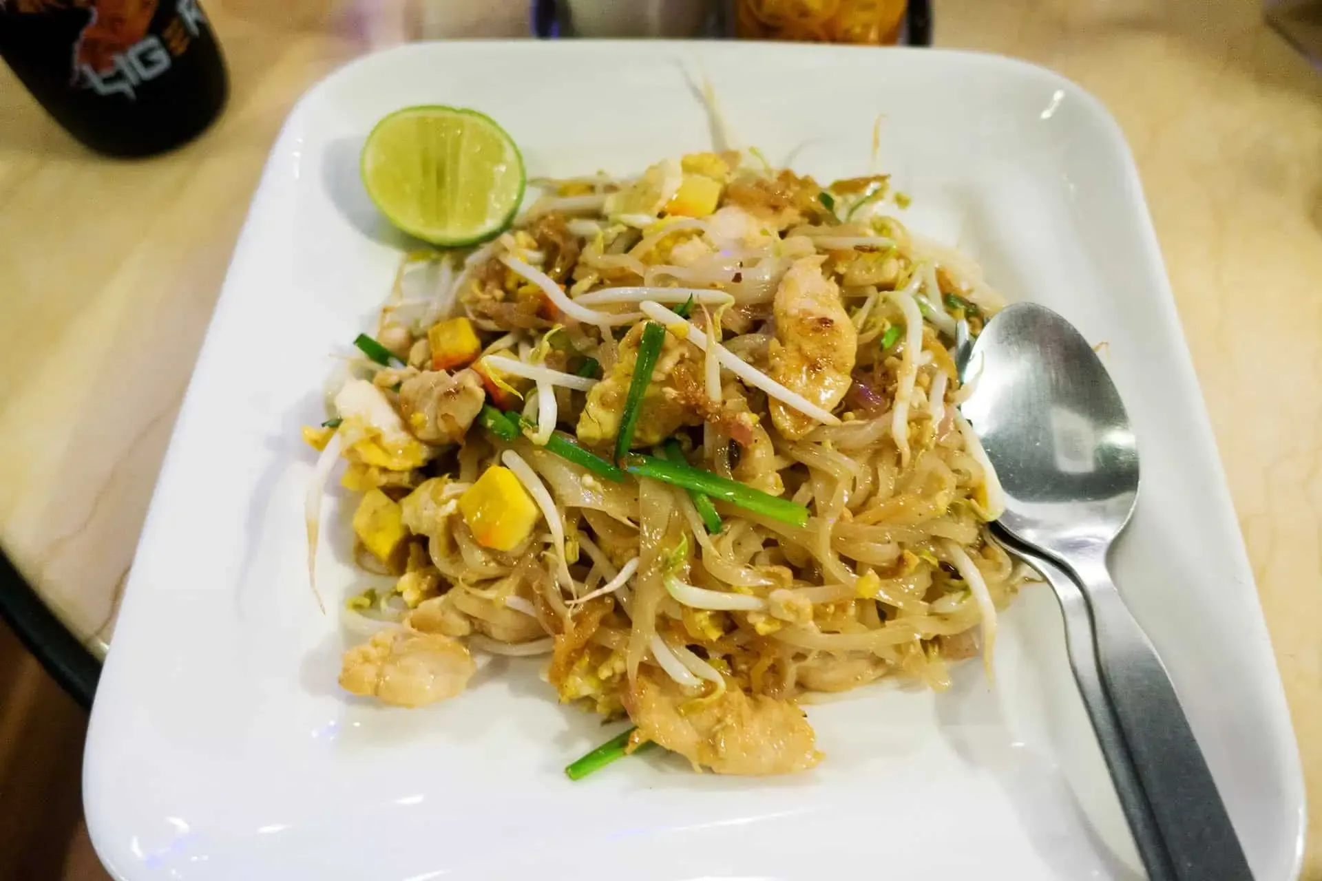 Matts Pad Thai Kai im Naga Restaurant