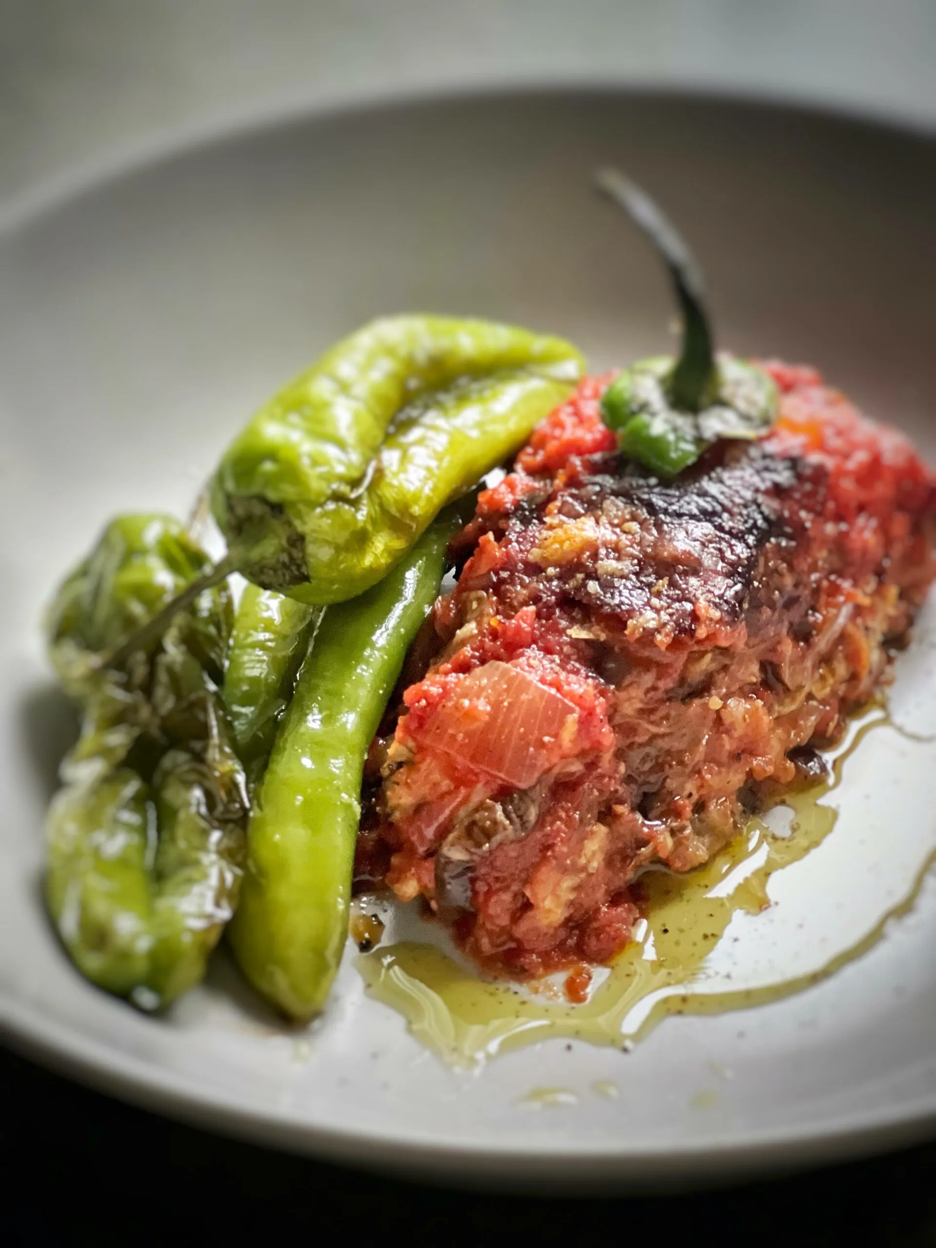 Melanzani-Torte mit gedämpften Auberginenscheiben