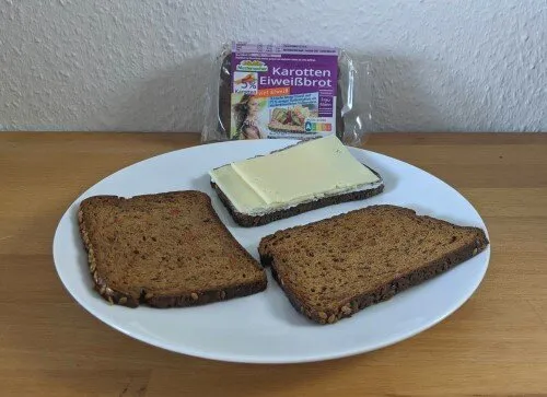 Mestemacher Eiweißbrot von Edeka und Rewe mit Karotten im Test