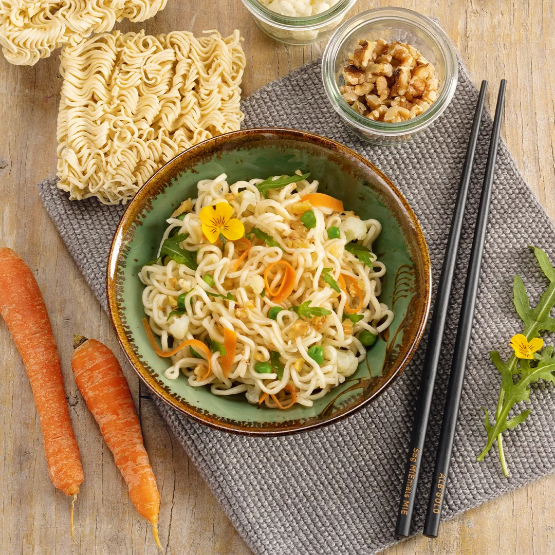 Mie-Noodles-Salat mit Orangendressing