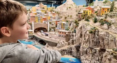 Miniatur Wunderland Hamburg: Die größte Modelleisenbahn der Welt entdecken