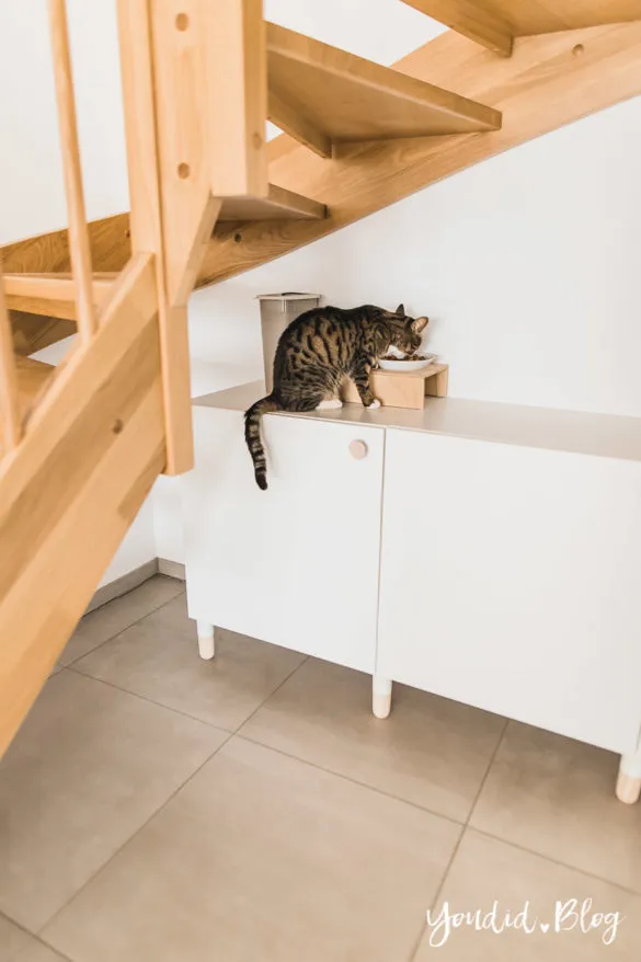 Modernes Katzenklo in dezenten Farben