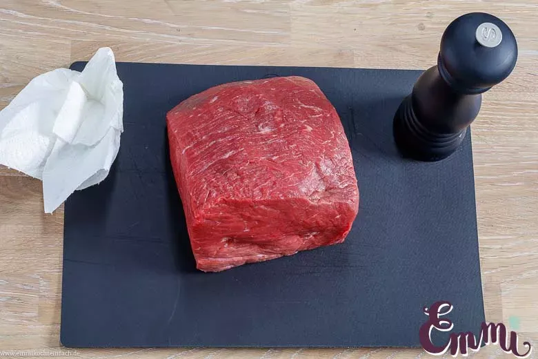 Nahaufnahme: Rohes Rinderschmorbraten Fleisch