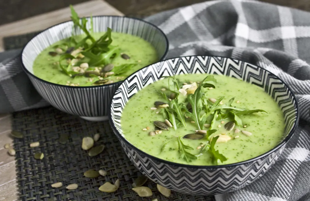 Nahaufnahme von frischer Kresse